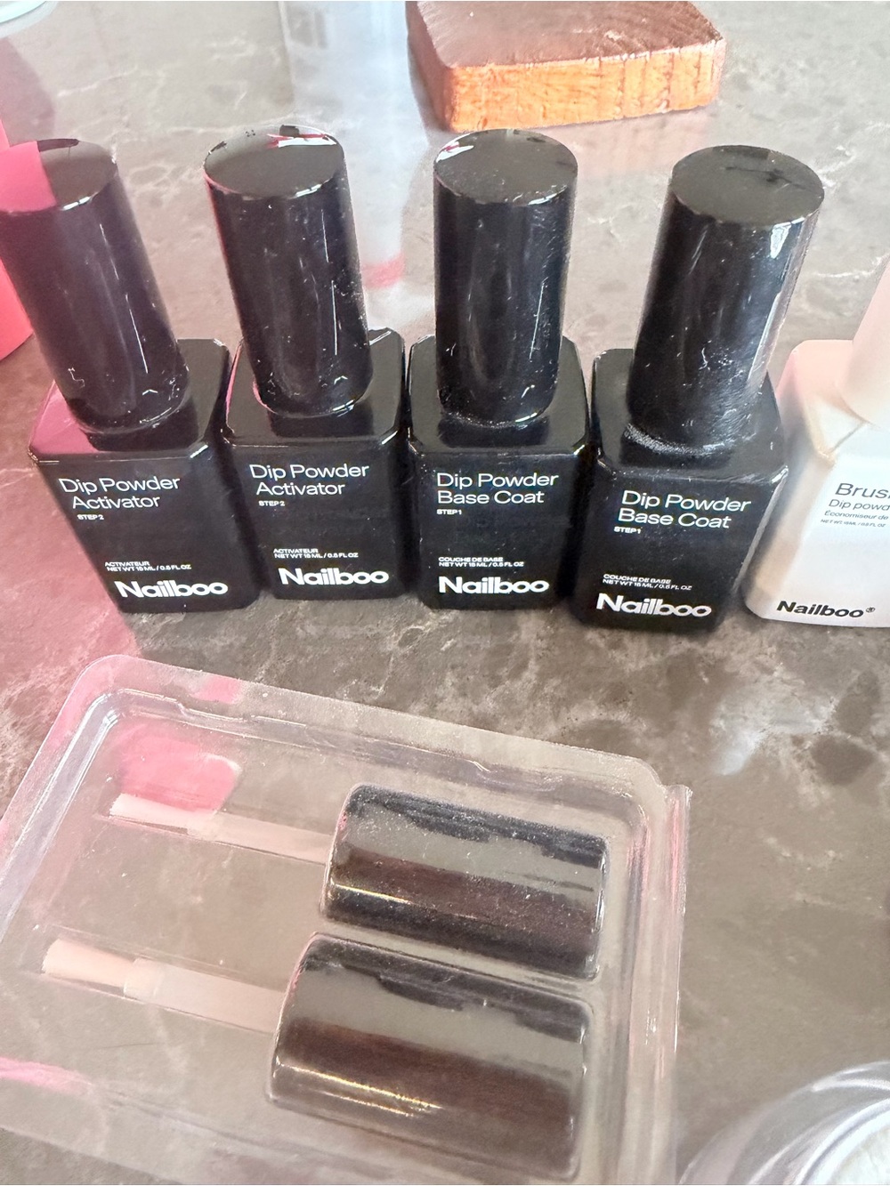 NailBoo 7 dips. 2 each base, activator, top coat 1 brush cleaner 2 xtra brushes - Picture 5 of 5